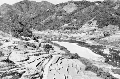 ���a20�N���̍]���t��